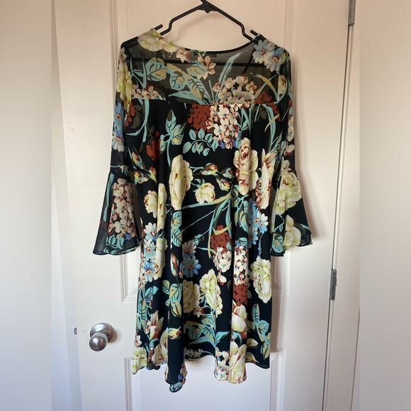 Paper Crown Fall Dress - Picture 3 of 5